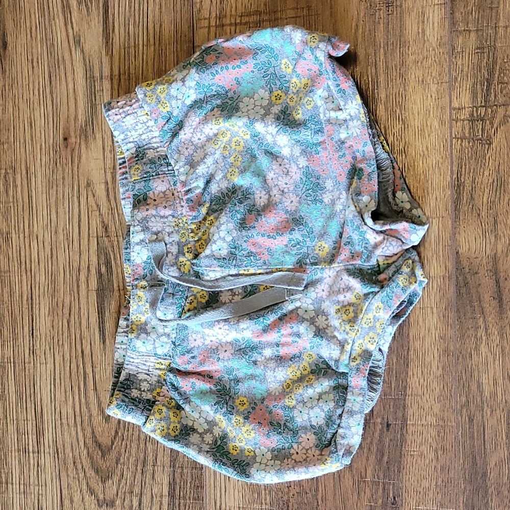 Gap shorts 2T